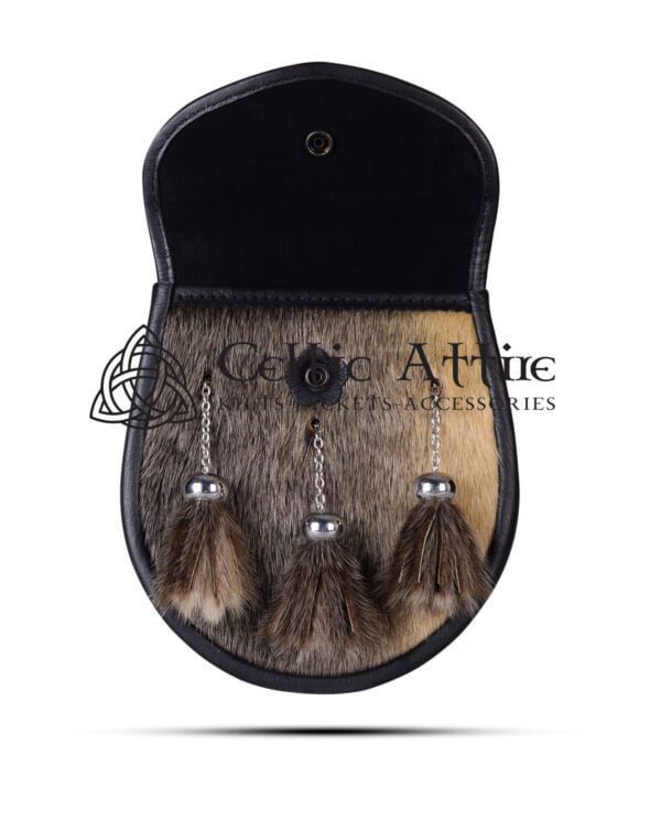 Seal Semi Dress Sporran - Black Leather Scottish Sporran - Image 4