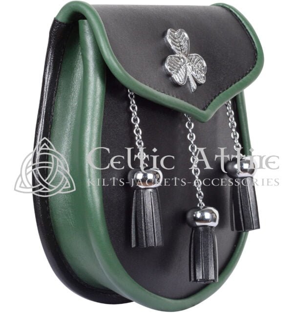 Shamrock Emblem Black Leather Plain Day Sporran - Image 3