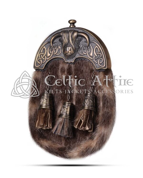 Brass Highland Cow Seal Fur Full Dress Sporran - Image 3