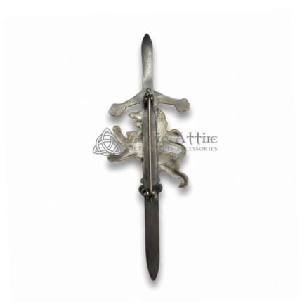 Rampant lion kilt pin